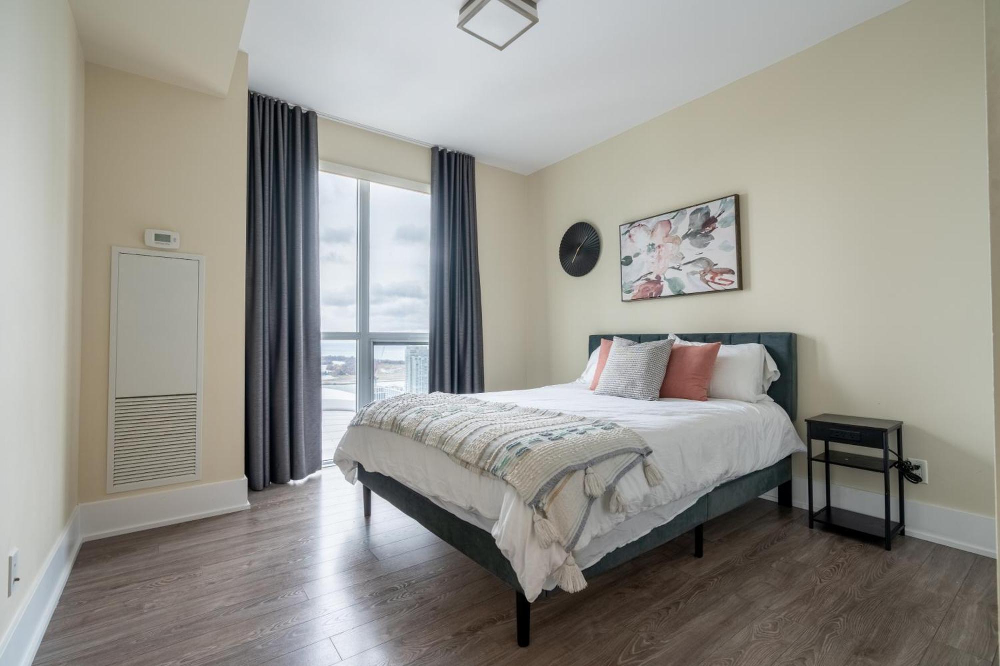 Globalstay Modern Downtown Apartment Торонто Екстер'єр фото