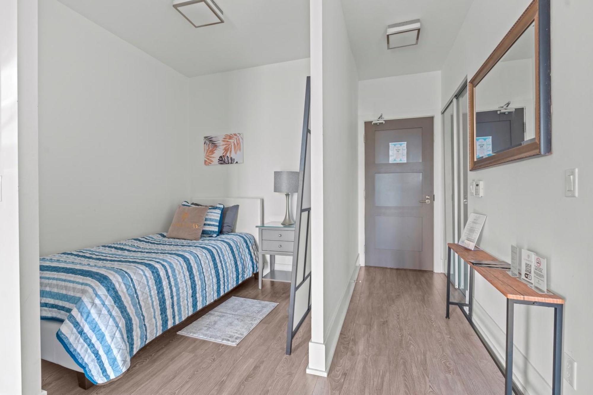 Globalstay Modern Downtown Apartment Торонто Екстер'єр фото