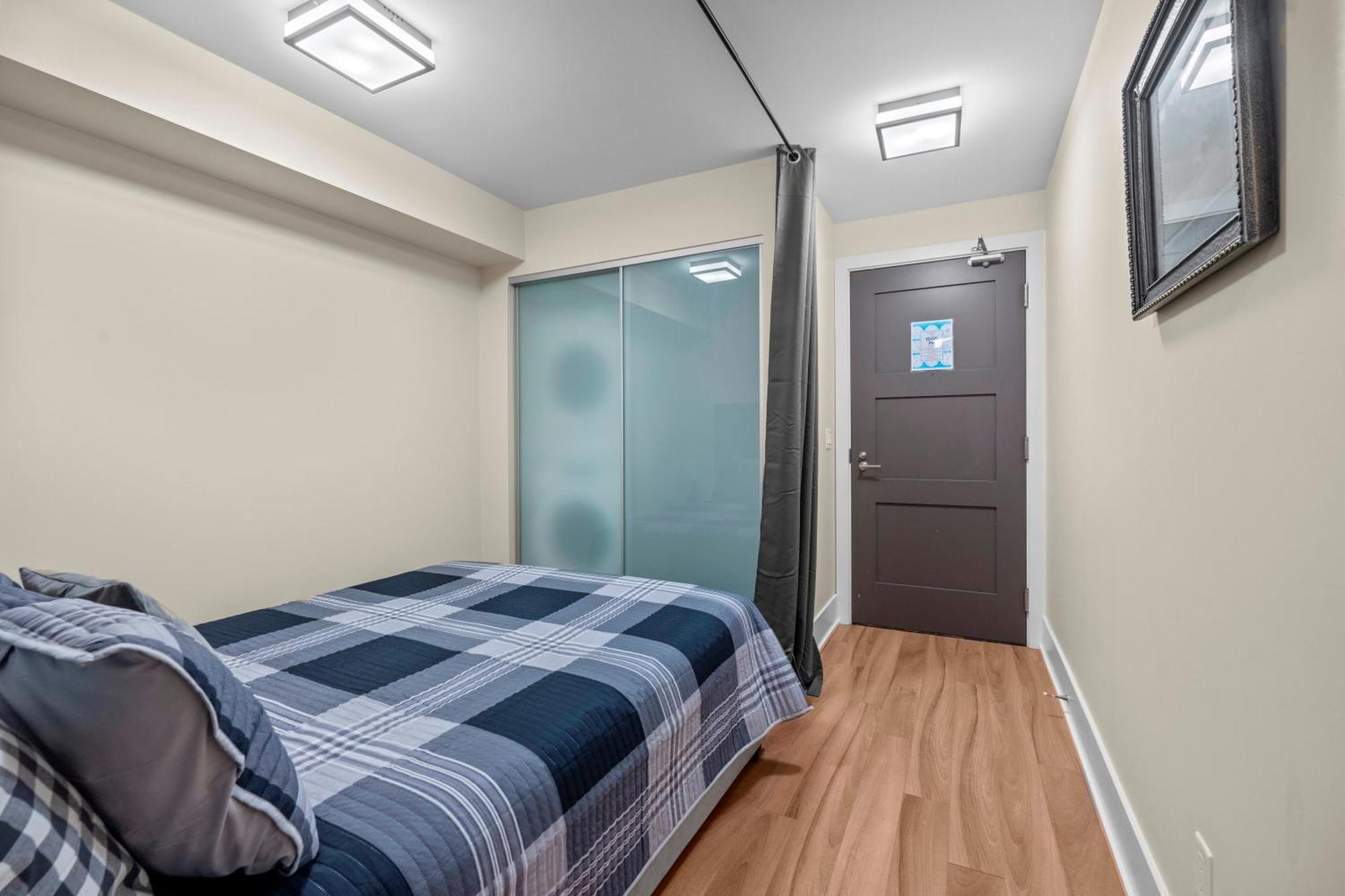 Globalstay Modern Downtown Apartment Торонто Екстер'єр фото